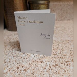 Women's White Card With Gold Blue